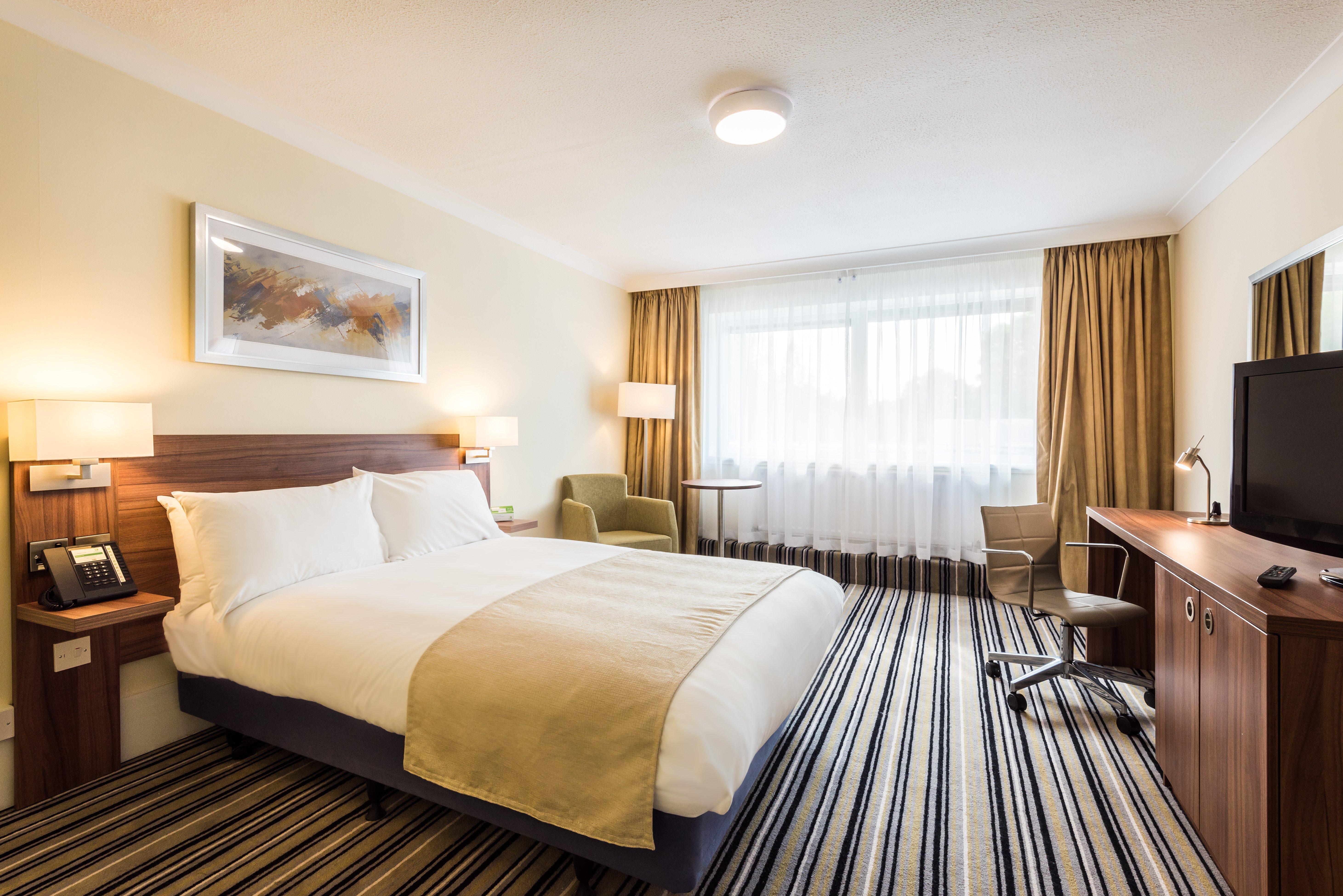 Holiday Inn Warrington By Ihg Esterno foto