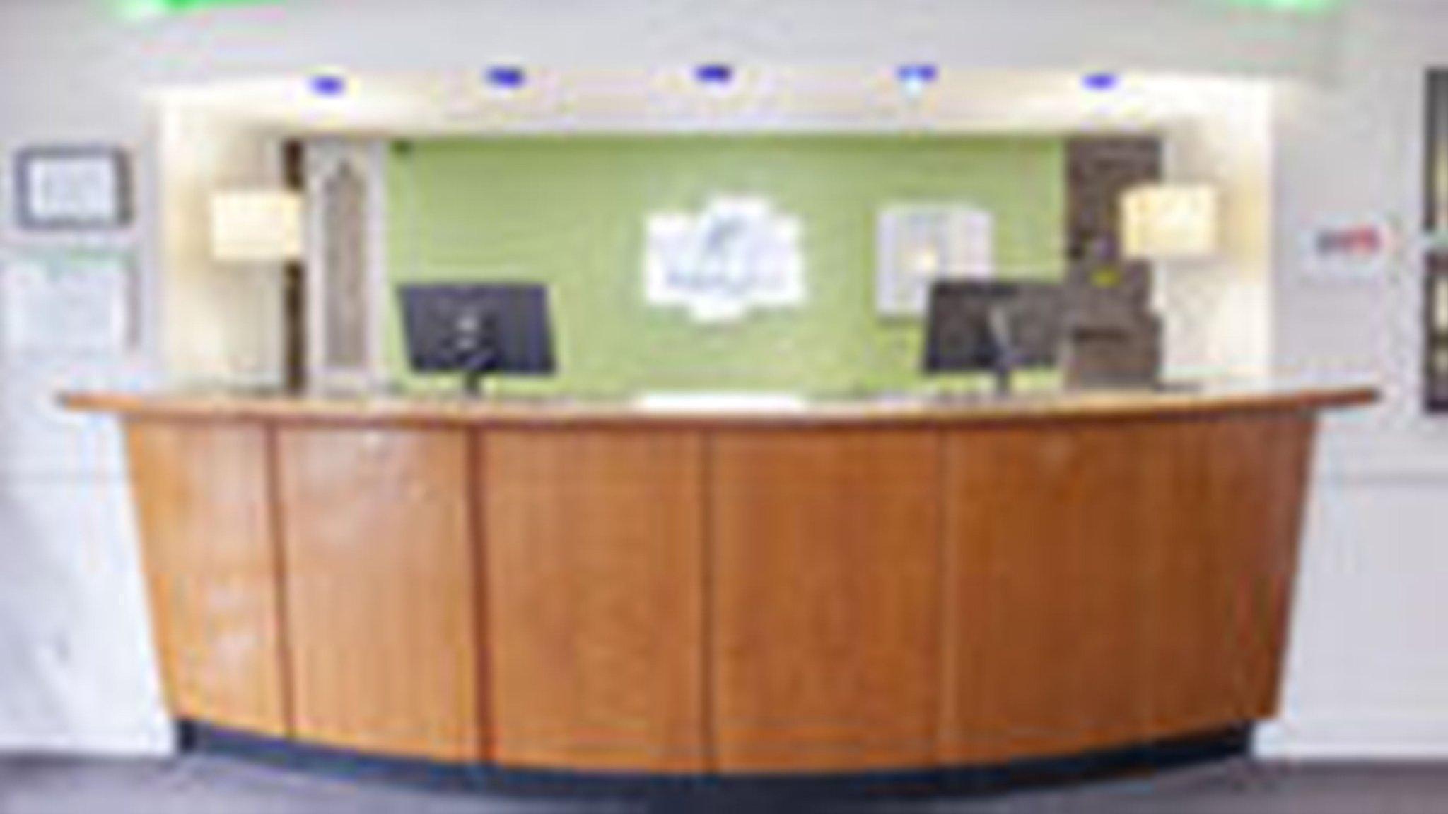 Holiday Inn Warrington By Ihg Esterno foto