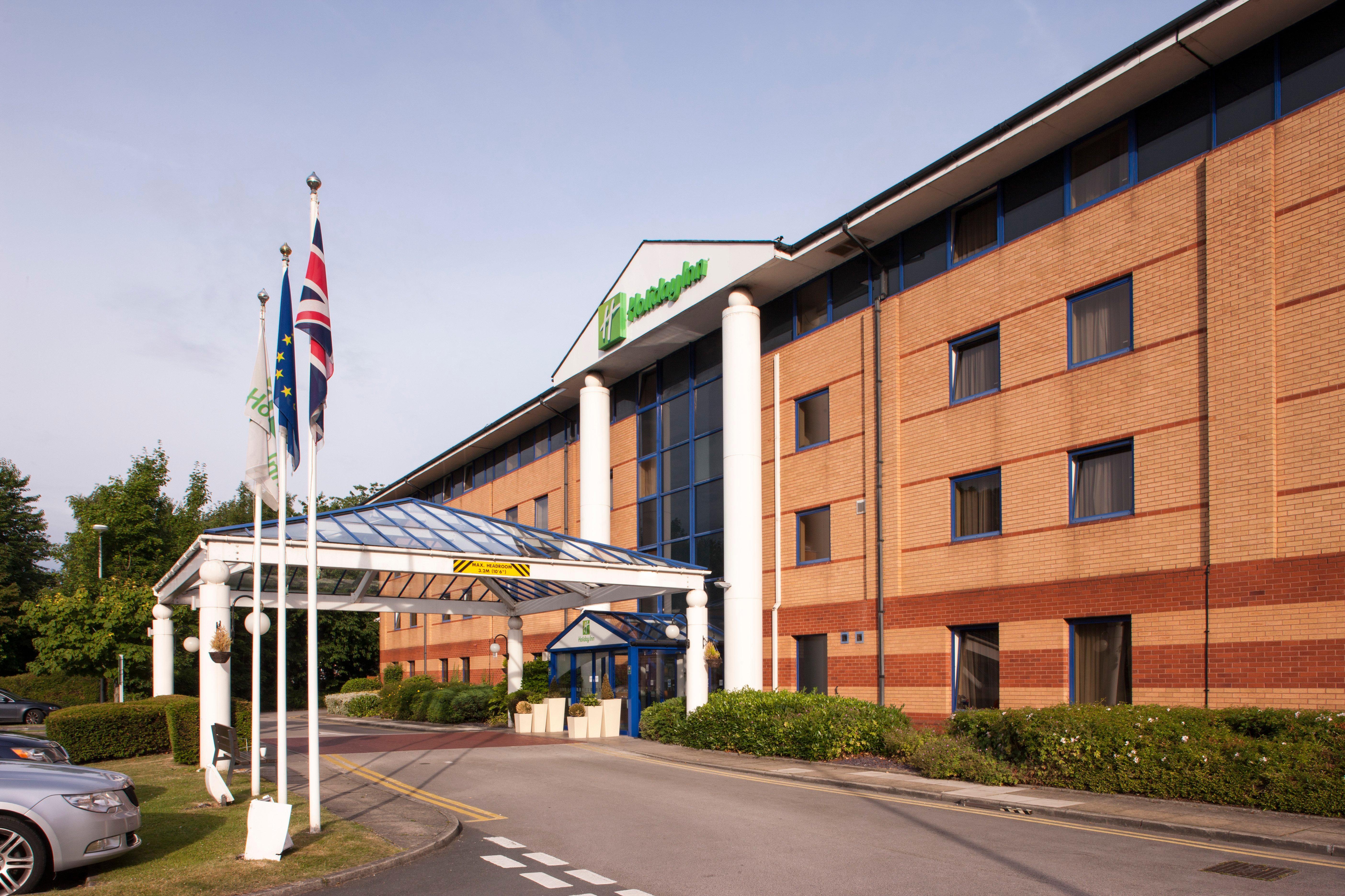 Holiday Inn Warrington By Ihg Esterno foto