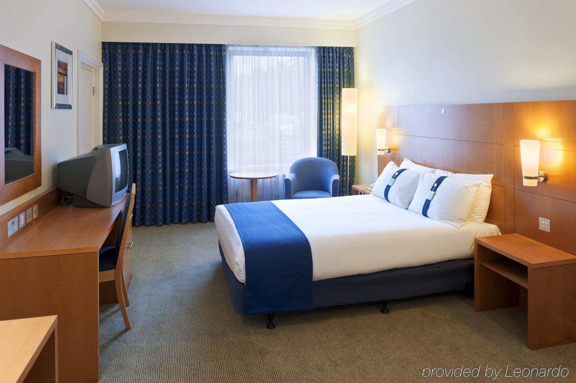Holiday Inn Warrington By Ihg Esterno foto