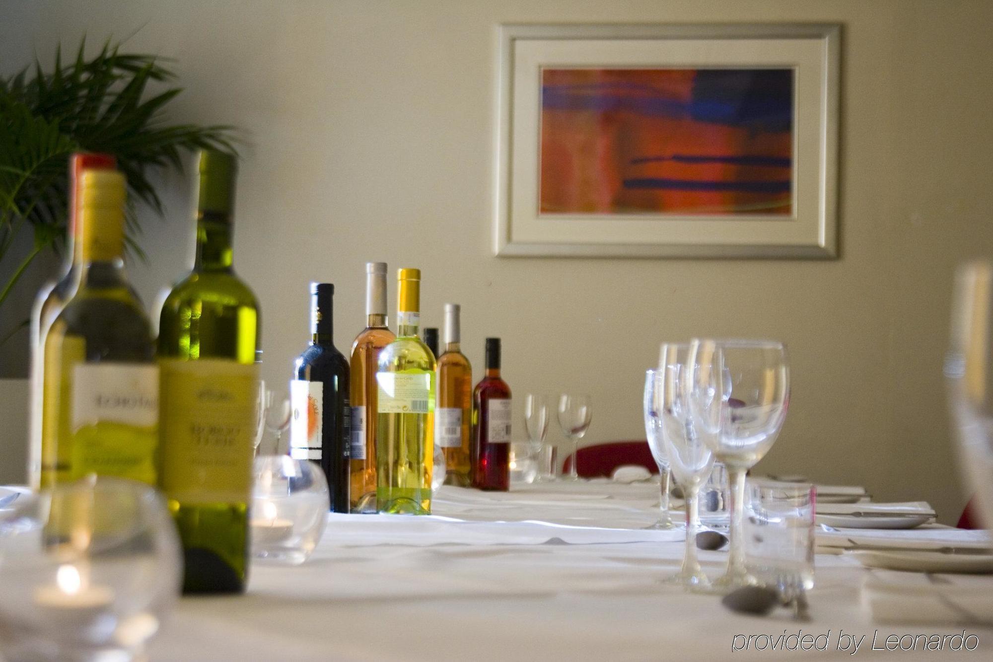 Holiday Inn Warrington By Ihg Esterno foto