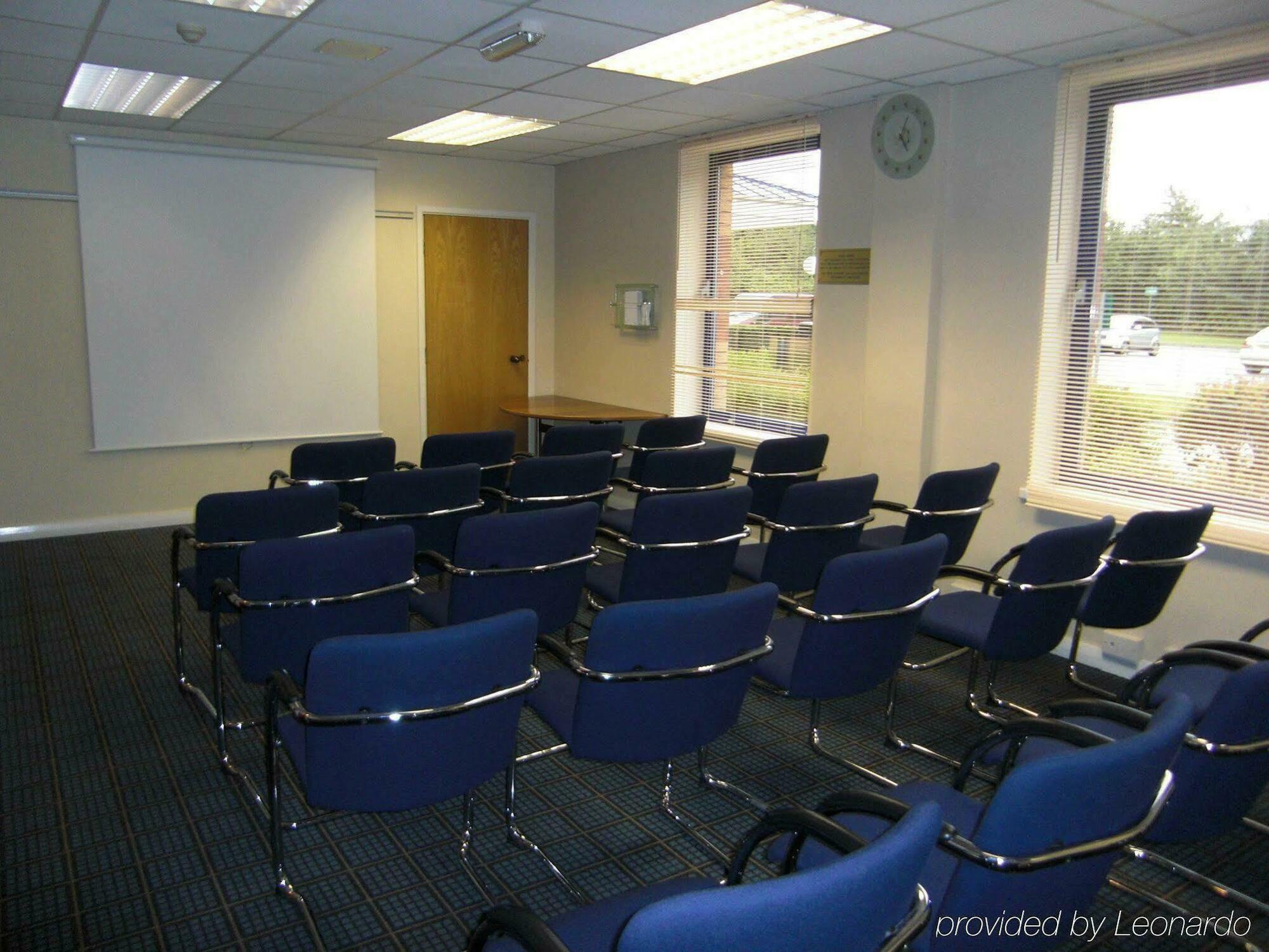 Holiday Inn Warrington By Ihg Servizi foto