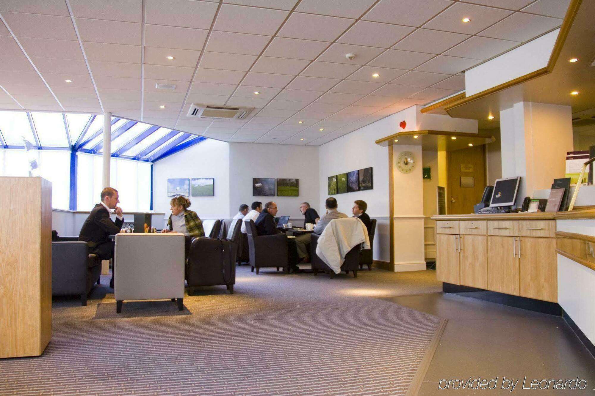 Holiday Inn Warrington By Ihg Esterno foto